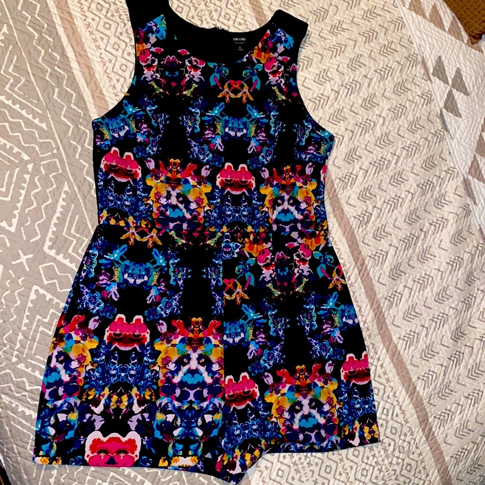 Nicole by Nicolle Miller floral print romper.